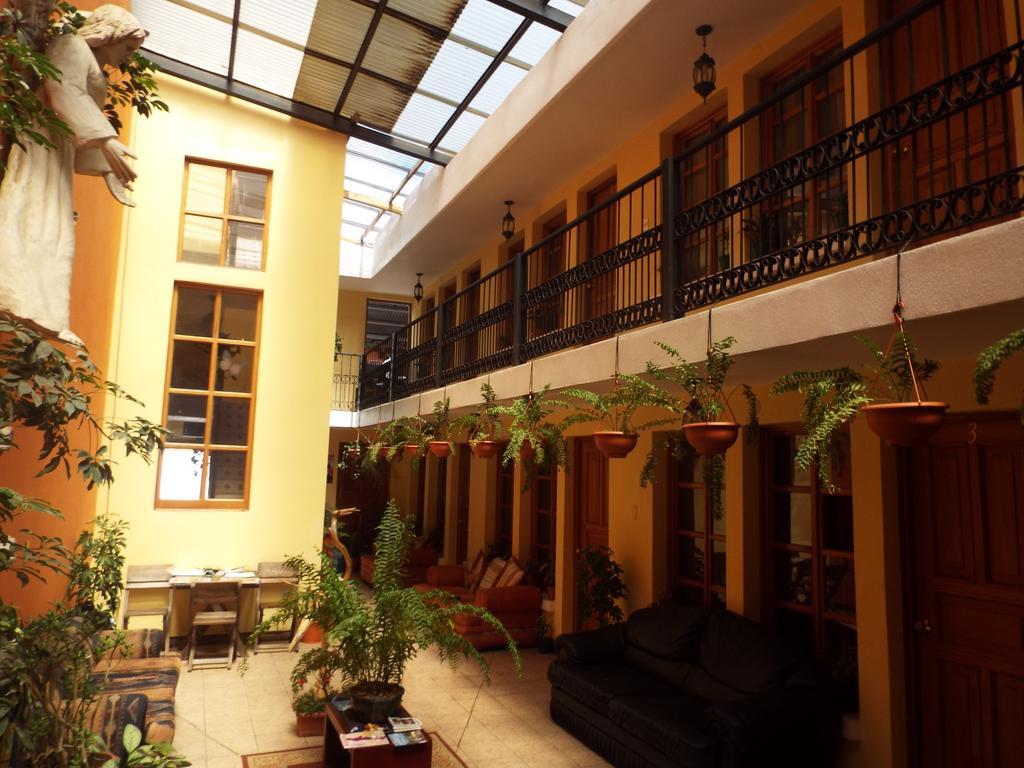Hotel Kasa Kamelot Реталулеу Екстер'єр фото
